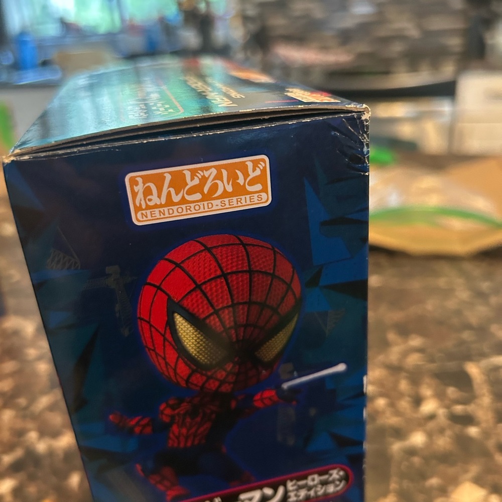 Spider-Man Action Figure - Blue and Red - Picture 7 of 9